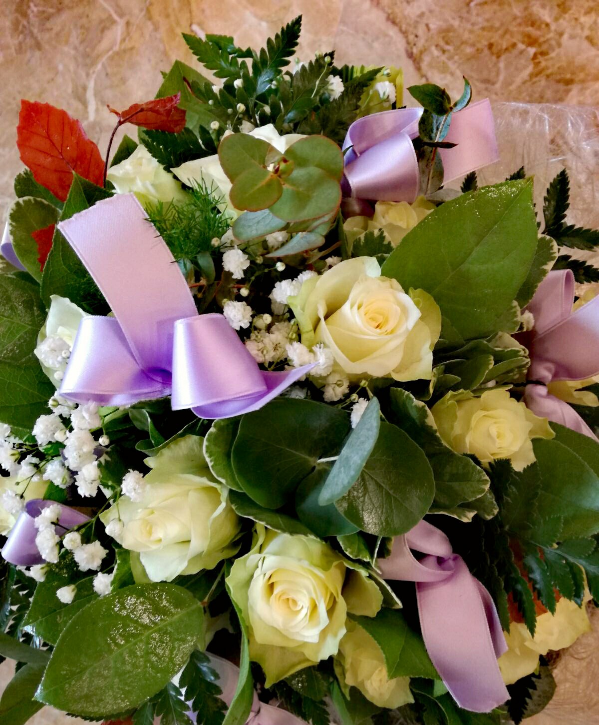 Bouquet Rose Velo da Sposa con Nastro Fioreria Bruseghini Besenello Trento